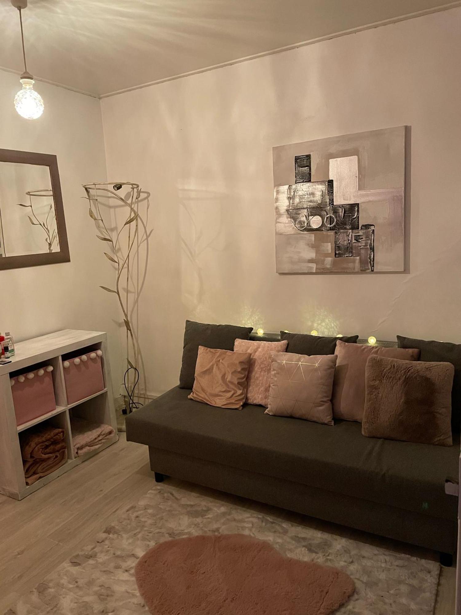 Apartmán Au Bas De Montmartre ! Paříž Exteriér fotografie